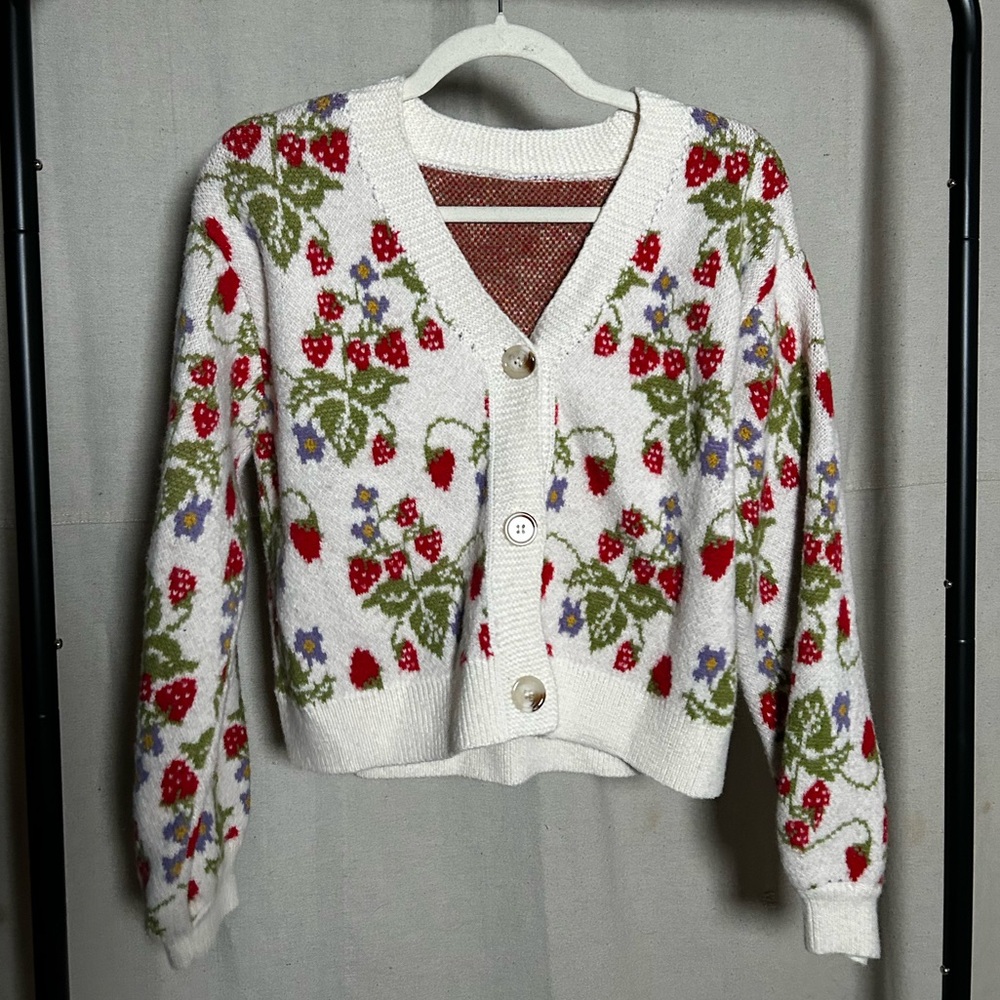 Cider Strawberry Floral Cardigan